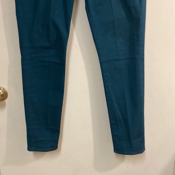 Rock & Republic Jeans - Picture 7 of 9